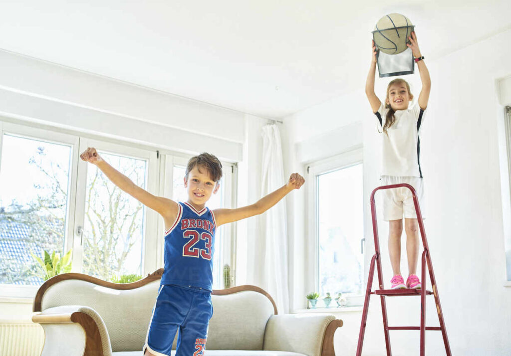 Kids playing Indoor Basketball